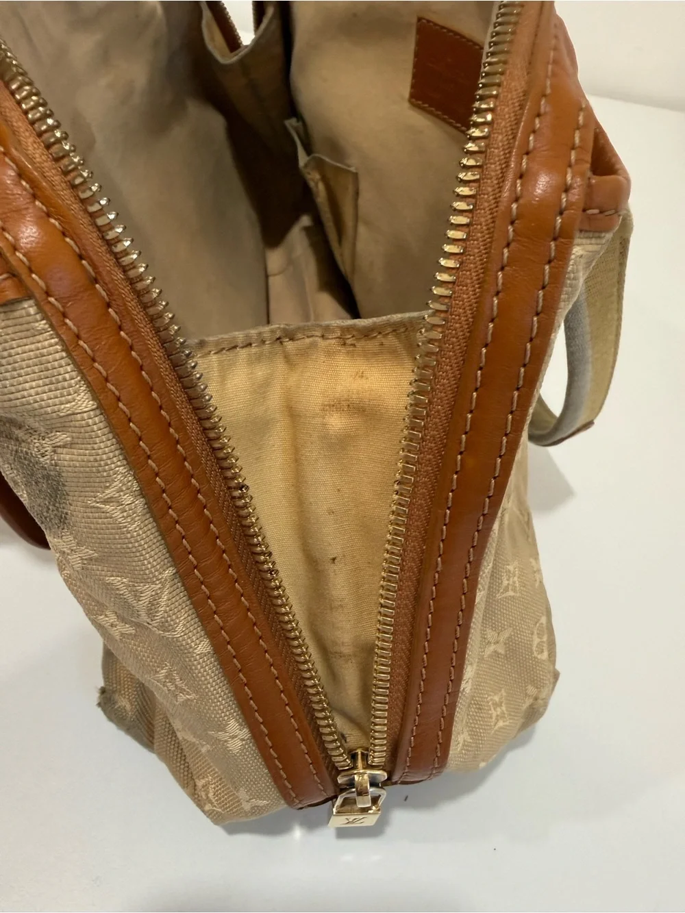 Louis Vuitton Mini Monogram Sac Mary Kate Satchel Top Handle Bag *Stains*
